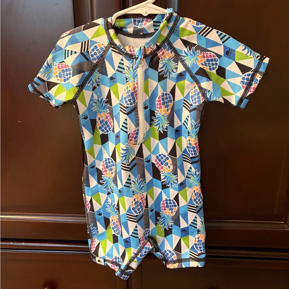 George Hats Short-Sleeve Sunsuit/Rashguard -  Pineapple Print